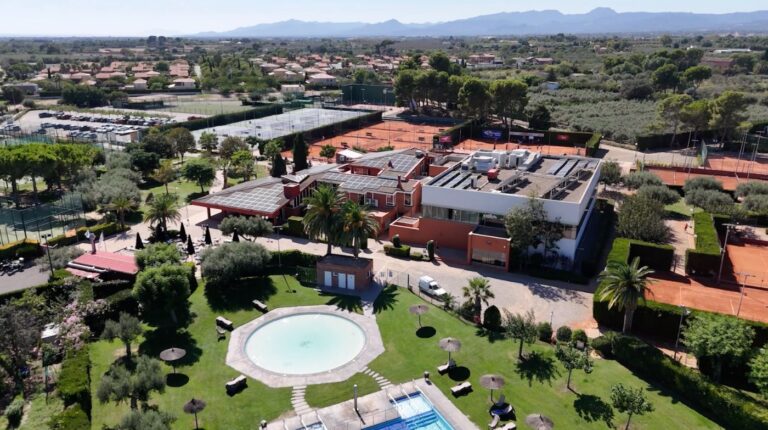 Zona de piscines des de l'aire