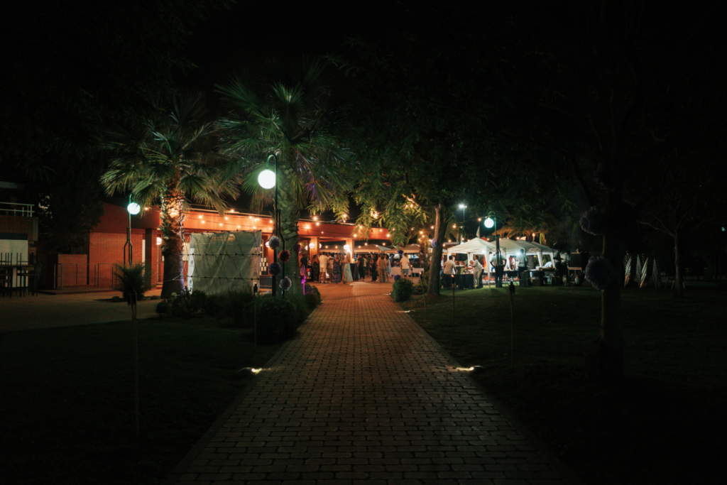 Esdeveniment nocturn als jardins