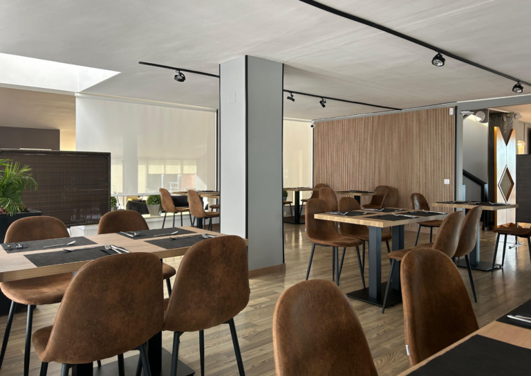 Sala per a sopars de grup